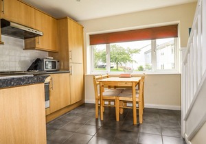 87 ATLANTIC REACH, pet friendly, with a garden in Indian Queens