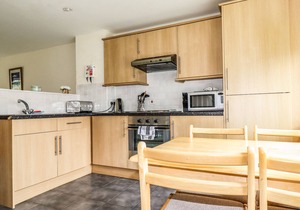 87 ATLANTIC REACH, pet friendly, with a garden in Indian Queens