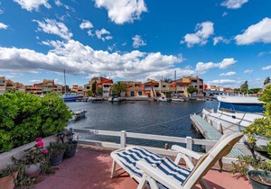 87 m² Apartment ∙ 3 bedrooms ∙ 6 guests