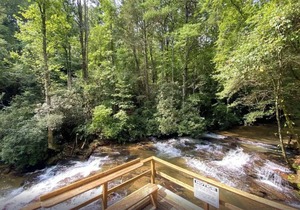 #9 - King Suite - Waterfall Retreat - Near Tallulah Gorge