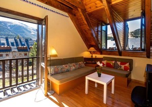90 m² Apartment ∙ 2 bedrooms ∙ 6 guests
