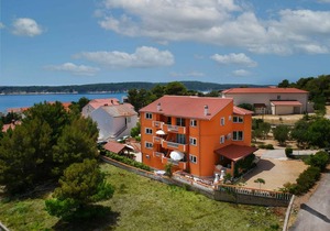 90 m² Apartment ∙ 2 bedrooms ∙ 6 guests