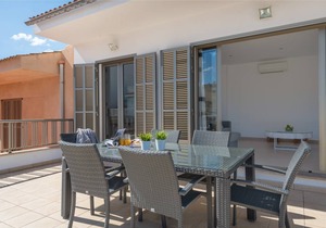 90 m² Apartment ∙ 2 bedrooms ∙ 4 guests