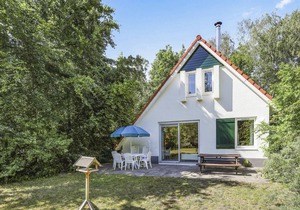 90 m² Bungalow ∙ 2 bedrooms ∙ 4 guests