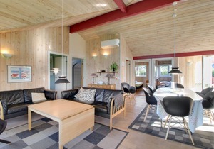 90 m² House ∙ 4 bedrooms ∙ 8 guests