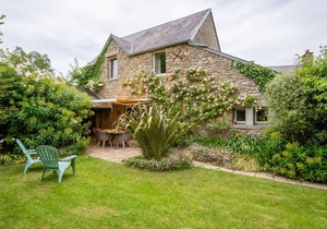 90 m² Villa ∙ 2 bedrooms ∙ 4 guests