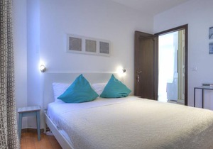 900-1, double bed/bath, wifi/aircond, breakfast facility