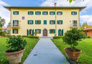 900 m² Villa ∙ 8 bedrooms ∙ 15 guests