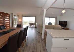 91 Berrambool Drive