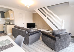 91 WATERSIDE PARK, pet friendly, country holiday cottage in Lowestoft