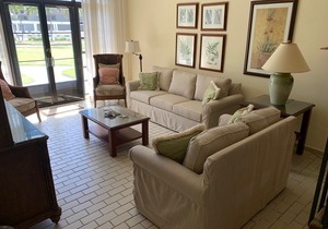93 Crescent Cove in Humacao