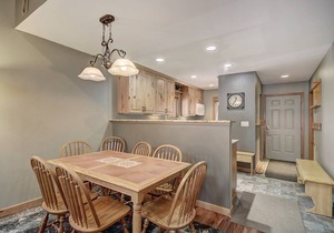 93 m² Condo ∙ 2 bedrooms ∙ 8 guests