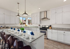 94 PV | Luxury Home with Private Pool & Hot Tub, Fire Pit, Huge Kitchen, and More!