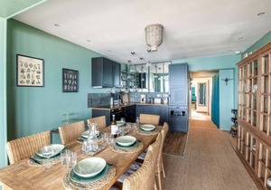 95 m² Apartment ∙ 3 bedrooms ∙ 2 guests
