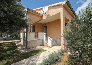 95 m² Accommodation ∙ 3 bedrooms ∙ 8 guests