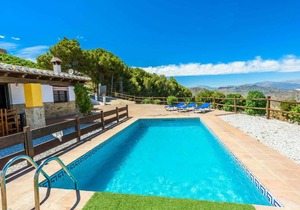95 m² House ∙ 4 bedrooms ∙ 8 guests