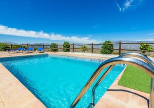 95 m² House ∙ 4 bedrooms ∙ 8 guests
