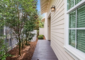 950yds 2 Beach~Screened Porch~7 Bikes Included~Comm Pool~3BR Sunny Side Up