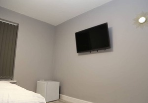 A A Guest Room8 (near Royal Arsenal)