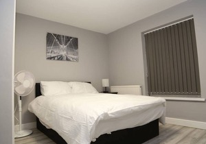 A A Guest Room8 (near Royal Arsenal)