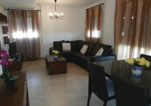 A beautiful view of the lake and the golf course offers this modern equipped apartment.