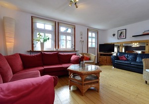A comfortable, large house with WiFi in Hochsauerland, suitable for 14 persons