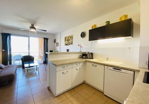 A Funtana two bedrooms, sea view, swimming pool and tennis court