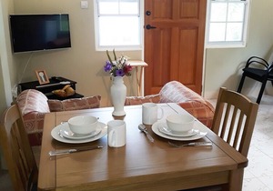 A home from home in the Isle of Spice (1-2 guests)