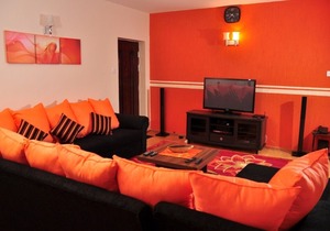 A penthouse Apartment with beautiful views on 7th floor.