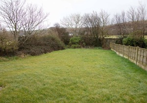 A Semi-detached cottage with open plan living space, located in a fabulous setting.