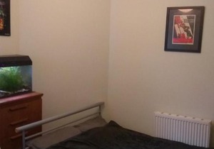 A small flat close to City Centre; one double-bedroom.