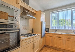 A stunning apartment overlooking Goodrington Beach.