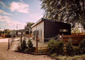 A superior lodge 2 that sleeps 6 guests in 2 bedrooms