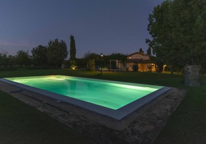 A Villa With a View of Monteriggioni and a Private Swimming Pool
