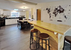 A Weekend Favorite 3 BR Home - Island Club - Sleeps 8 - IC53