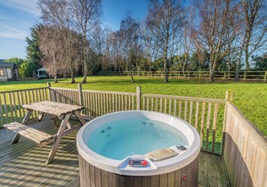 A well presented holiday home with one double and one twin.