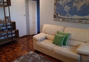 A window on the Mole Antonelliana. Newly renovated one bedroom apartment