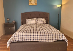 (A05) Beverly Hills Hotel Style Unit