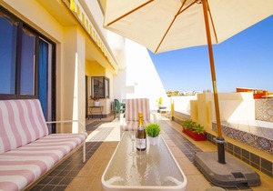 A08 - Magnolia Sea View Apartment