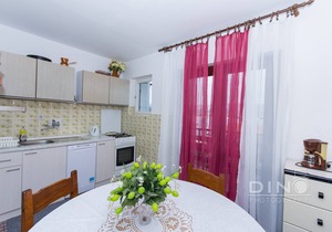 A1 - large apt with big terrace,balcony & sea view