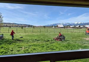 ABC acres' Yellow House - Agritourism & Adventure in Montana's Bitterroot Valley