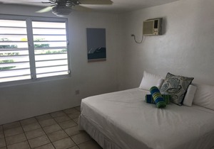 Abreeze 2BR: Stunning Hilltop Villa in Destino