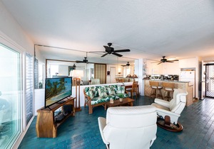 🌴Absolute oceanfront getaway. Nicely upgraded and well equipped🌴