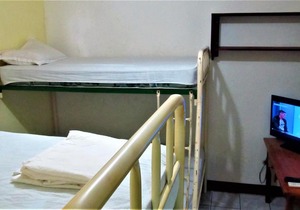AC Room 4 Persons Hospedaje Don Wilfredo