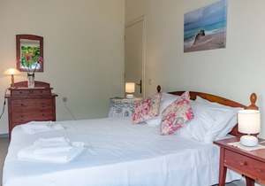 Acacia House - Breeze 2 Bedroom Apartment