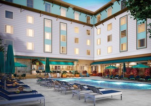 Accessible King-Bed Room w/Private Balcony & Incredible Marina Views
