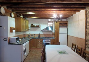 Accommodation in Castellón (10 people), enjoy the family pool !!!