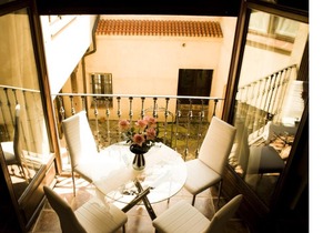 Accommodations Victoria Luxury Loft II