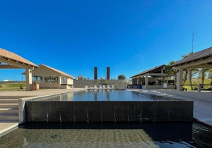 Admire Sea View From a Stunning Condo by Premium