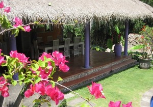 Adorable 3BR Villa, W/Garden, Tabanan! 15Min Drive To Tanah Lot Temple! W/Pool!